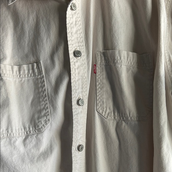 Levi Men's Cream Button-Up Denim Shirt - Size Large - Picture 2 of 5